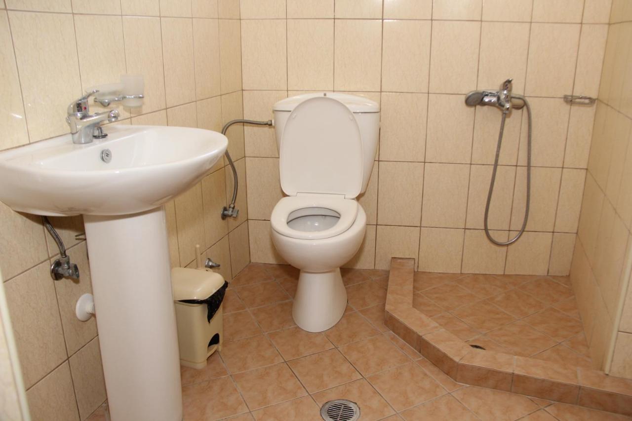 Hotel Ronaldo Ksamil Esterno foto