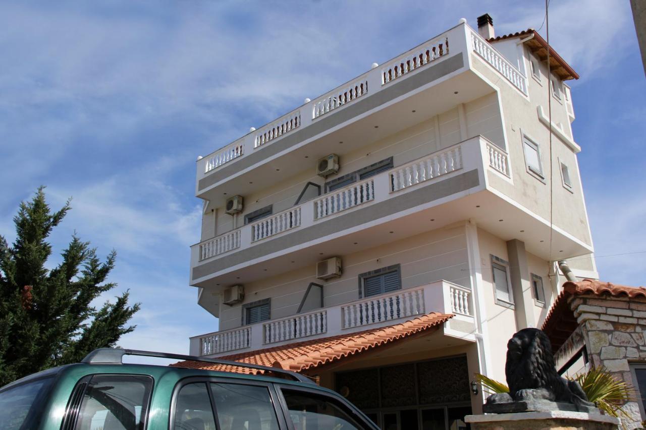 Hotel Ronaldo Ksamil Esterno foto